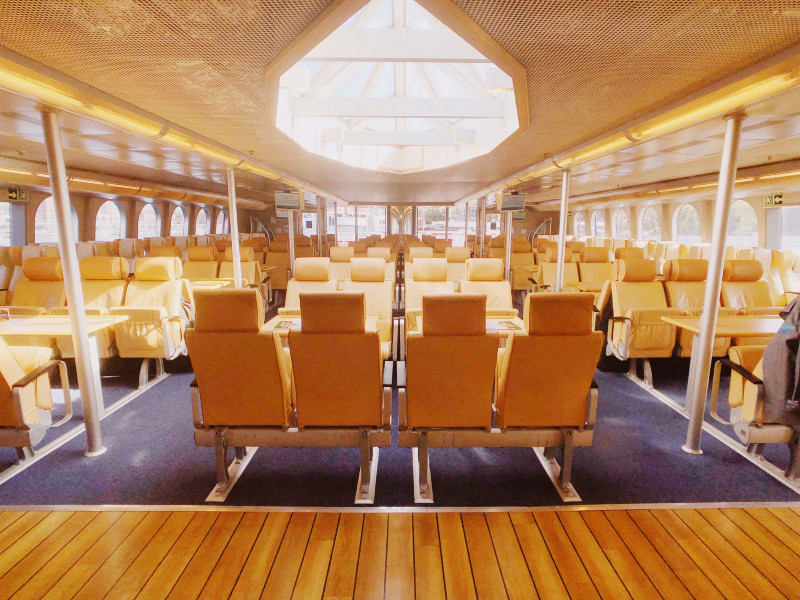 Vista Standard seating